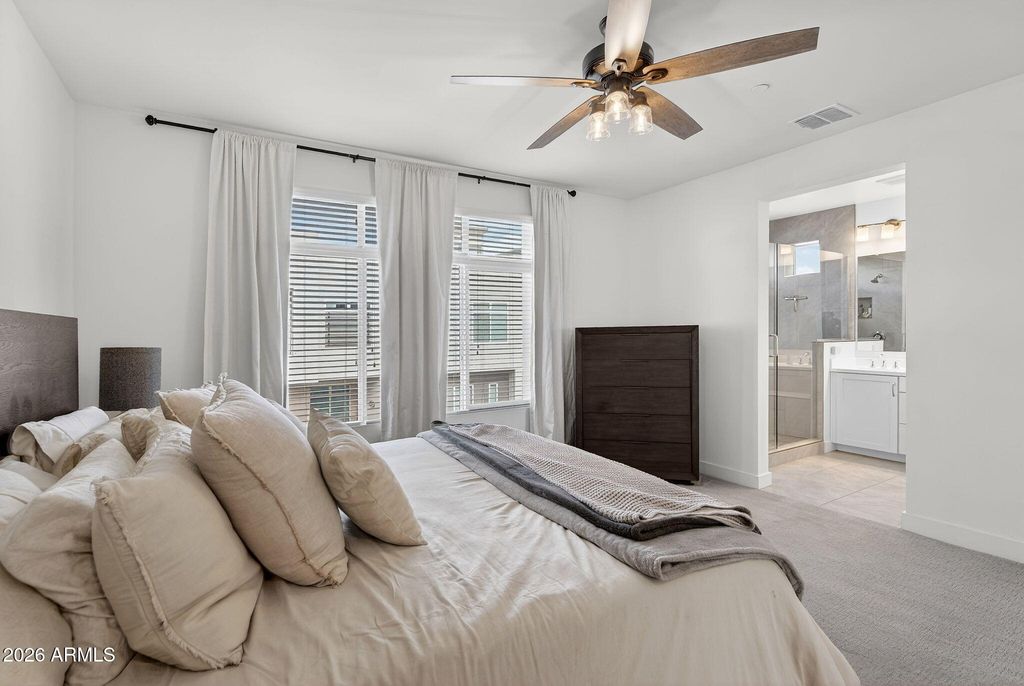 Image 11 of property listing at 6850 E MCDOWELL Road 14, Scottsdale, AZ 85257