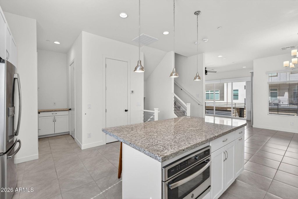 Image 16 of property listing at 6850 E MCDOWELL Road 14, Scottsdale, AZ 85257