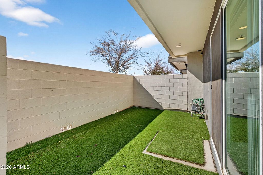 Image 28 of property listing at 6850 E MCDOWELL Road 14, Scottsdale, AZ 85257