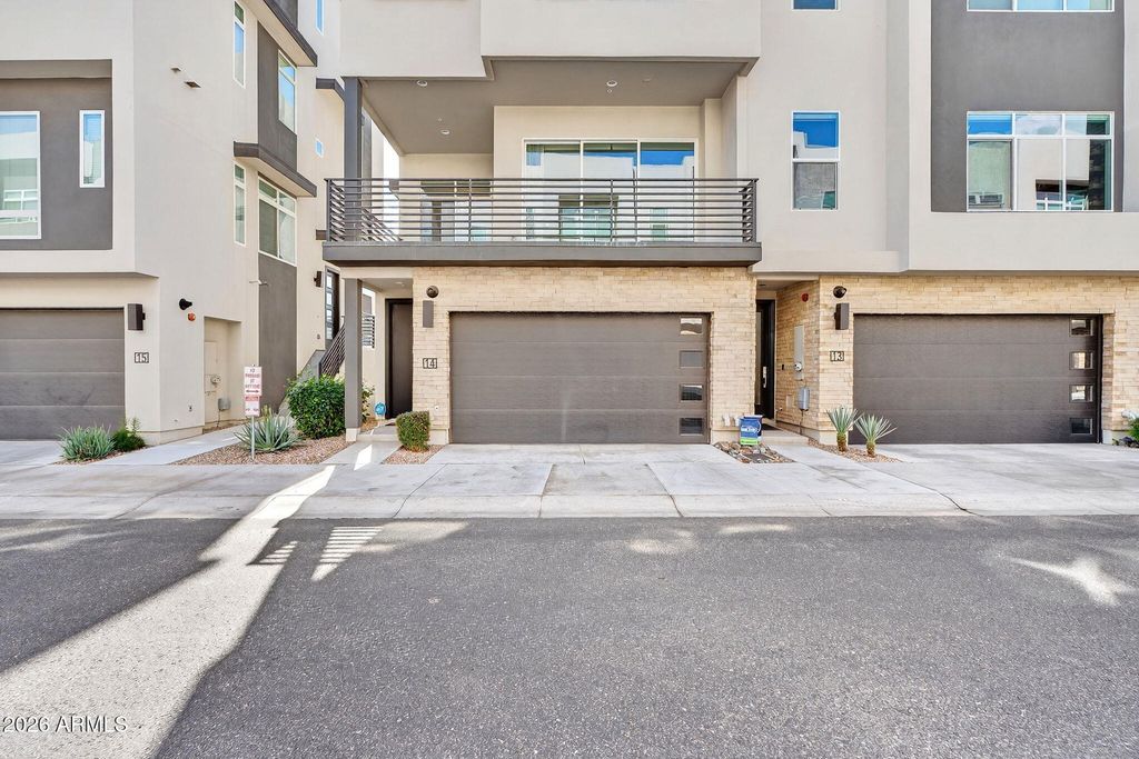 Image 31 of property listing at 6850 E MCDOWELL Road 14, Scottsdale, AZ 85257