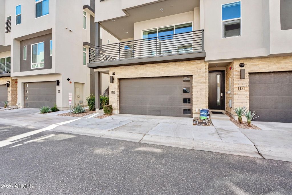 Image 33 of property listing at 6850 E MCDOWELL Road 14, Scottsdale, AZ 85257