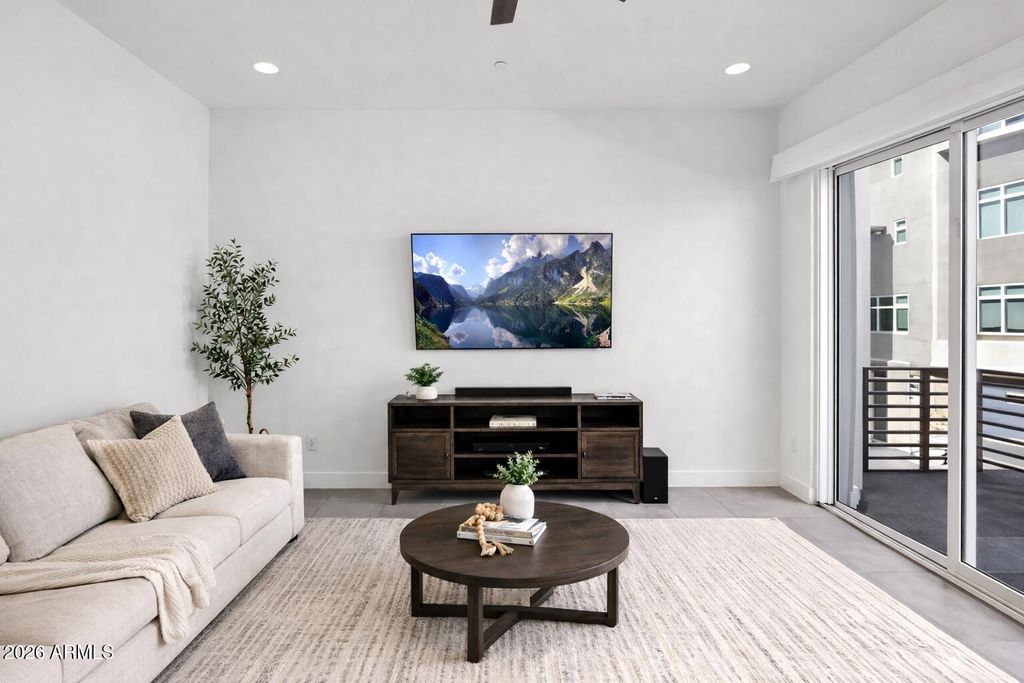 Image 4 of property listing at 6850 E MCDOWELL Road 14, Scottsdale, AZ 85257
