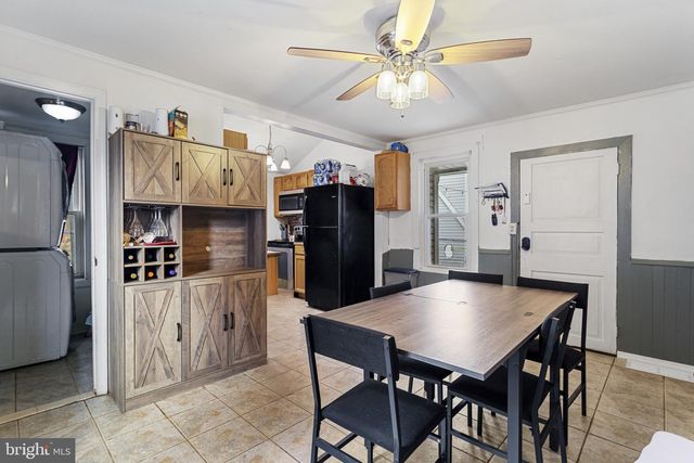 141 W KING ST, Littlestown, PA 17340