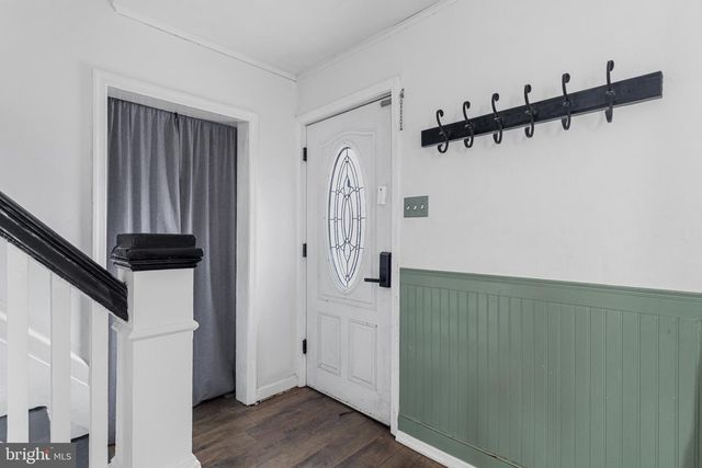 141 W KING ST, Littlestown, PA 17340