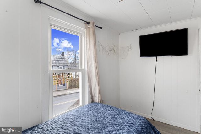 141 W KING ST, Littlestown, PA 17340