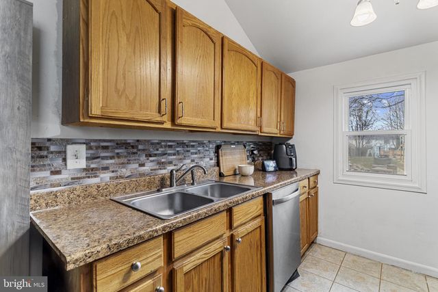 141 W KING ST, Littlestown, PA 17340