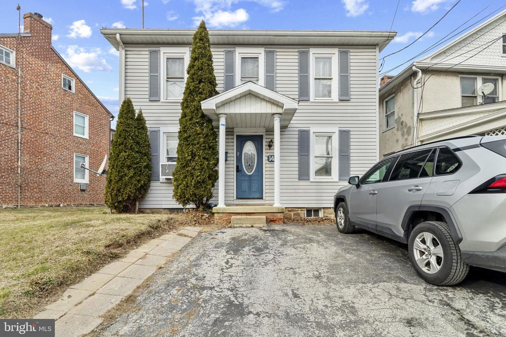 141 W KING ST, Littlestown, PA 17340