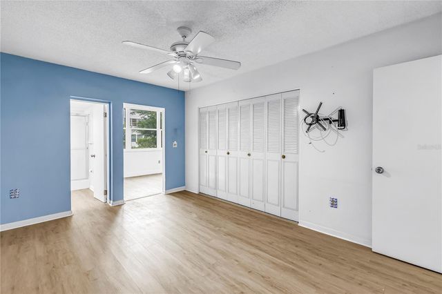 5729 13TH AVENUE N 102D, St Petersburg, FL 33710