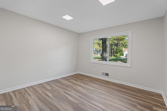 7167 Williamsburg Drive, Riverdale, GA 30274