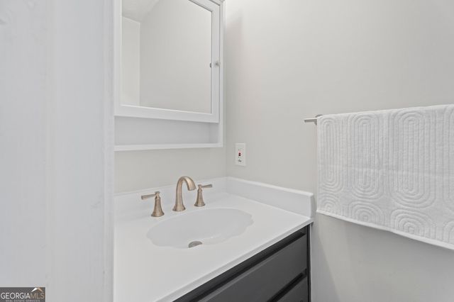 7167 Williamsburg Drive, Riverdale, GA 30274