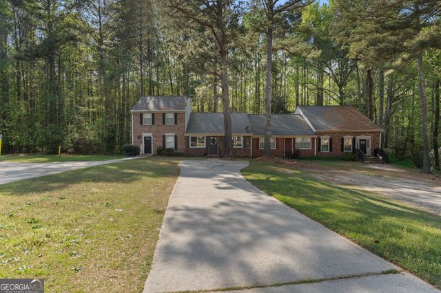 7167 Williamsburg Drive, Riverdale, GA 30274