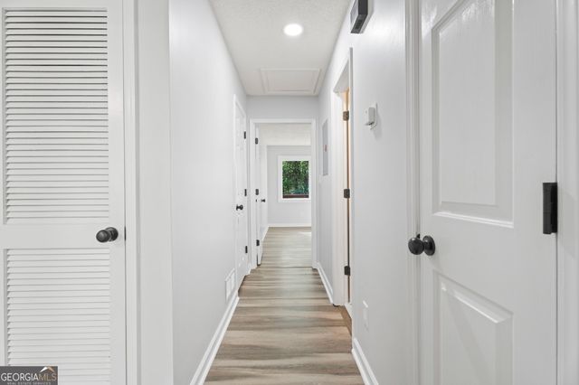 7167 Williamsburg Drive, Riverdale, GA 30274