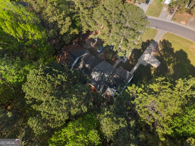 7167 Williamsburg Drive, Riverdale, GA 30274