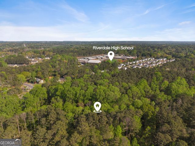 7167 Williamsburg Drive, Riverdale, GA 30274