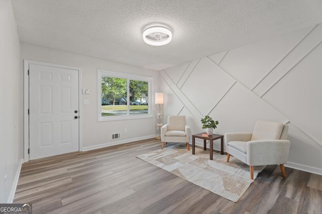 7167 Williamsburg Drive, Riverdale, GA 30274