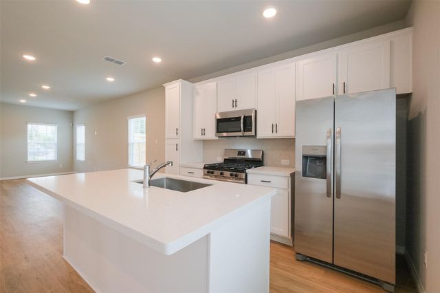 6434 New York Street, Houston, TX 77021