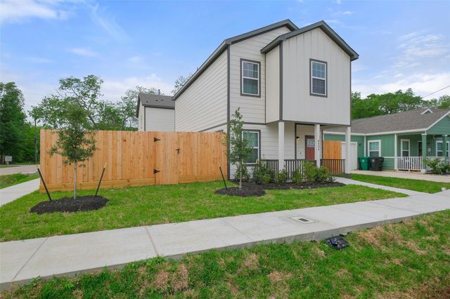 6434 New York Street, Houston, TX 77021