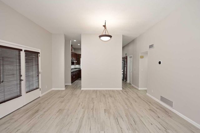 1627 E Redfield Road, Tempe, AZ 85283