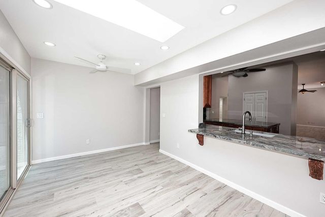 1627 E Redfield Road, Tempe, AZ 85283