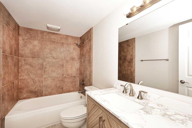 1627 E Redfield Road, Tempe, AZ 85283
