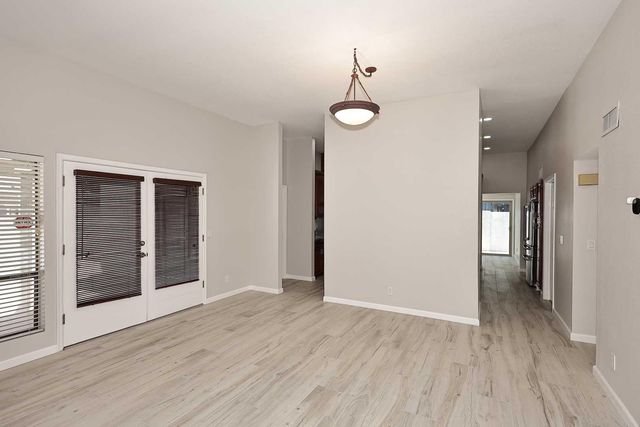 1627 E Redfield Road, Tempe, AZ 85283