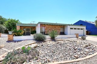 1627 E Redfield Road, Tempe, AZ 85283