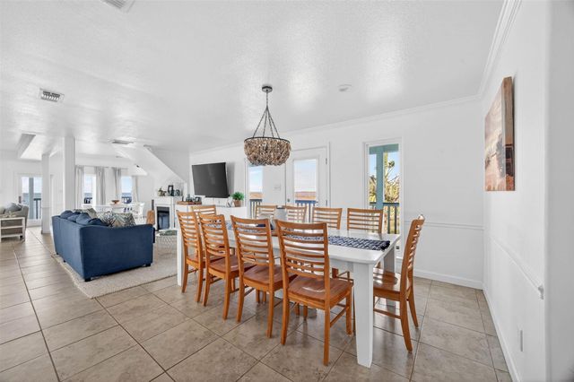 11818 Sportsman Road, Galveston, TX 77554