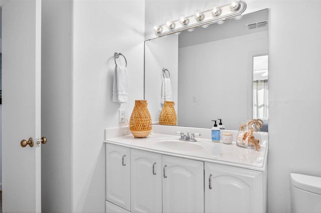 11818 Sportsman Road, Galveston, TX 77554