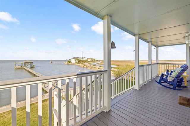 11818 Sportsman Road, Galveston, TX 77554