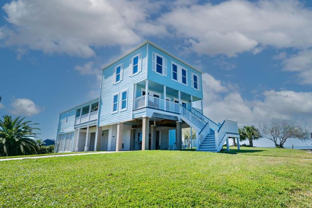 11818 Sportsman Road, Galveston, TX 77554