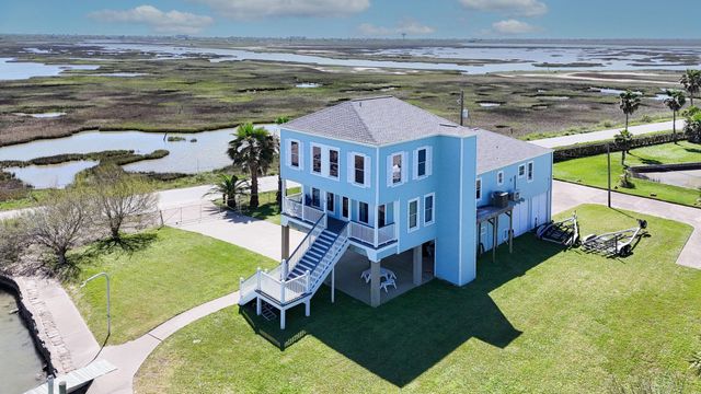 11818 Sportsman Road, Galveston, TX 77554