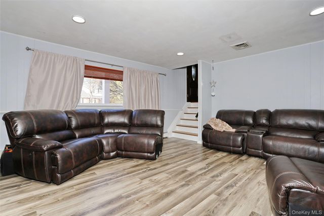 70 Susan Drive, New City, NY 10956