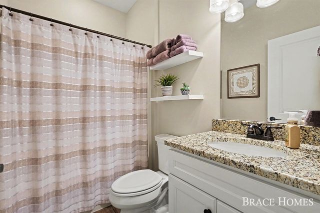 2902 Woodridge Circle, Grand Rapids, MI 49525