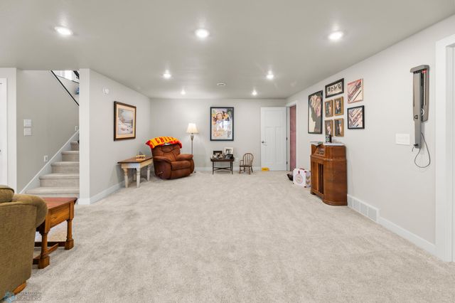 3784 Bell Boulevard E, West Fargo, ND 58078