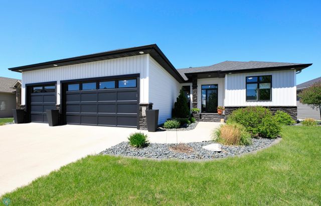 3784 Bell Boulevard E, West Fargo, ND 58078