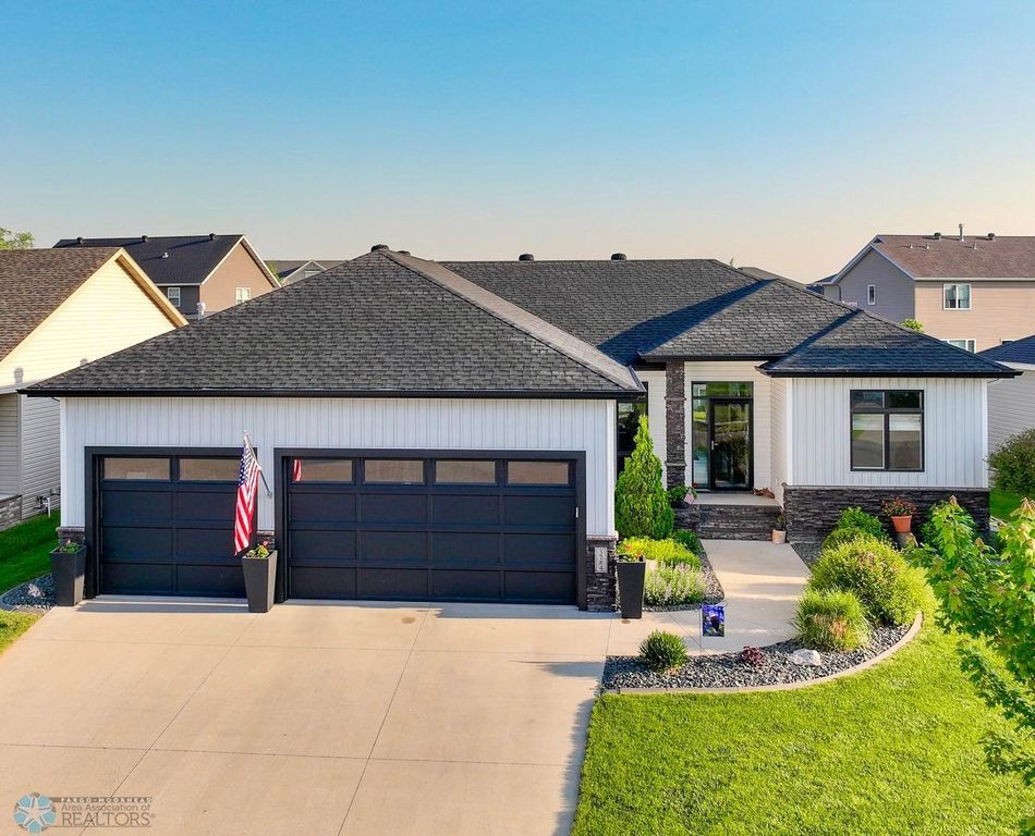 3784 Bell Boulevard E, West Fargo, ND 58078