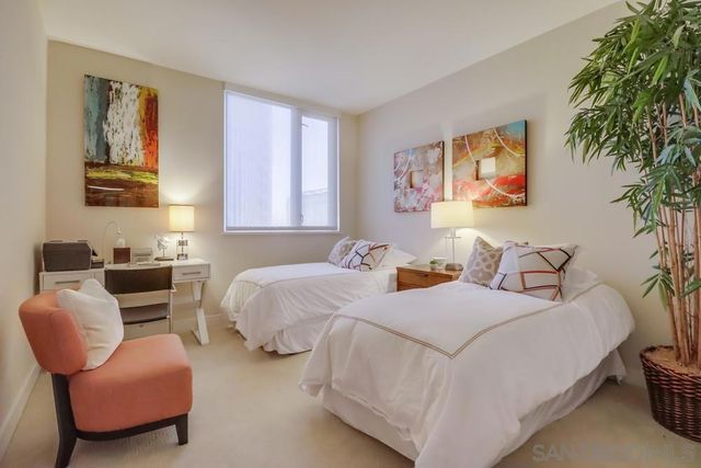 700 W E 1202, San Diego, CA 92101