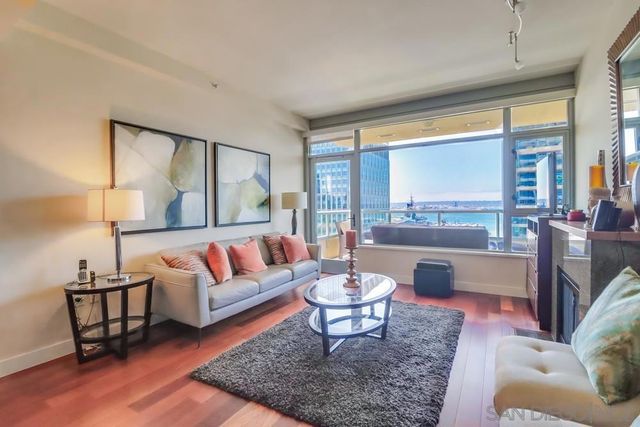 700 W E 1202, San Diego, CA 92101