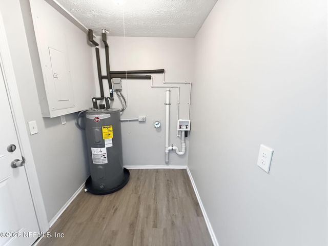 4448 MELVIN Circle E, Jacksonville, FL 32210
