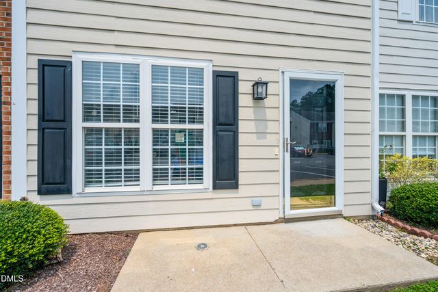 19 Cheltenham Drive, Clayton, NC 27520