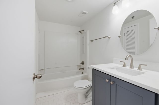 900 19th Ave S Apt 1001, Nashville, TN 37212
