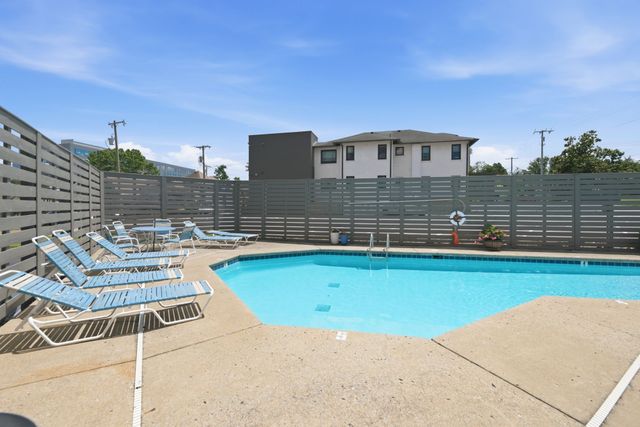 900 19th Ave S Apt 1001, Nashville, TN 37212
