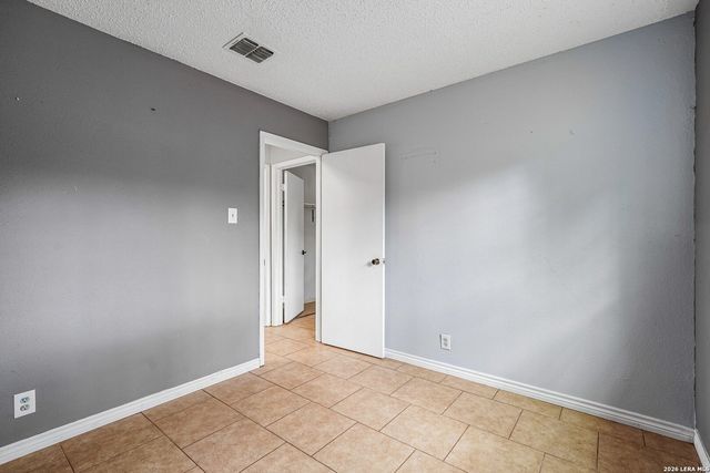 10055 Amber Field, San Antonio, TX 78245