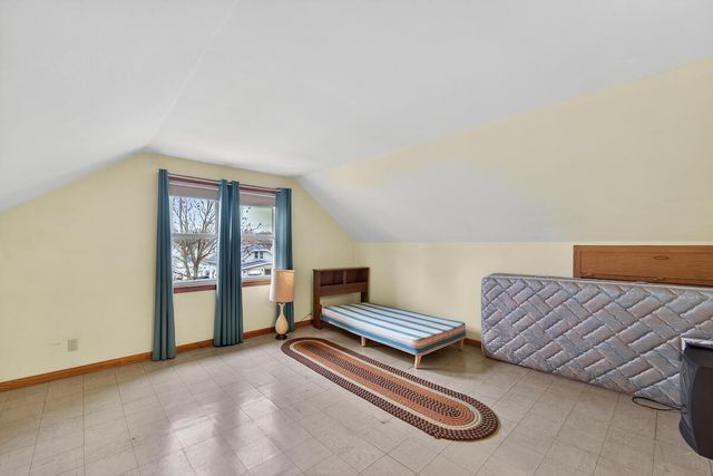 325 N 71st STREET, Wauwatosa, WI 53213