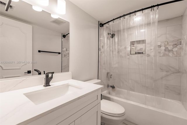807 W Oakland Park Boulevard H12, Oakland Park, FL 33311