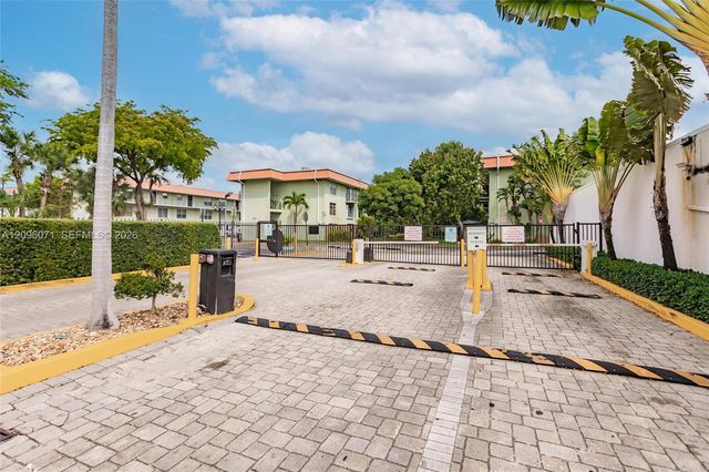 807 W Oakland Park Boulevard H12, Oakland Park, FL 33311