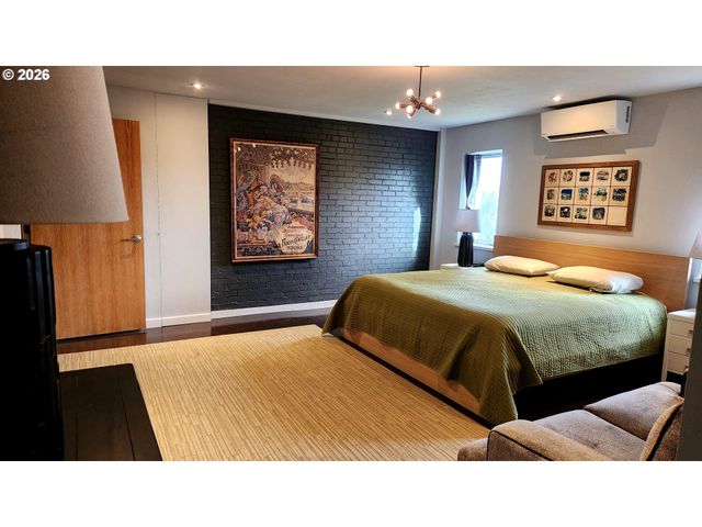 60 W 22ND Ave, Eugene, OR 97405