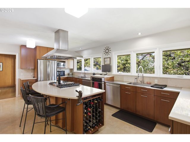 60 W 22ND Ave, Eugene, OR 97405