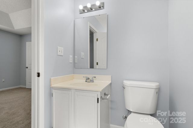 6828 Ayrshire Glen Place, Charlotte, NC 28273
