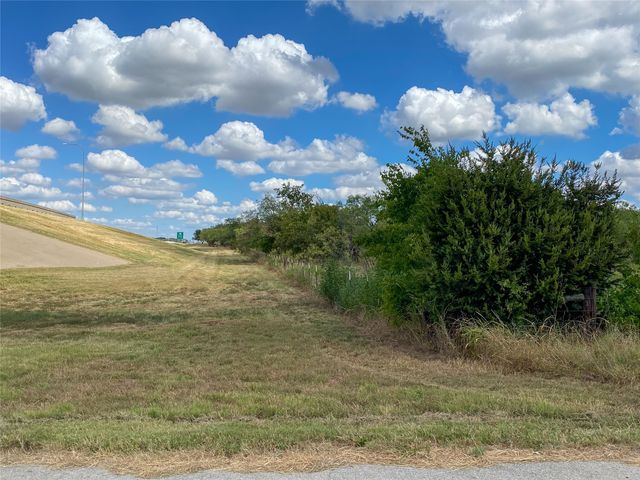 1700 Don Lee Road, Joshua, TX 76058
